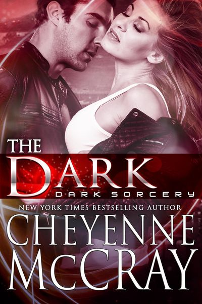 Produktbild: The Dark (Dark Sorcery, #6)