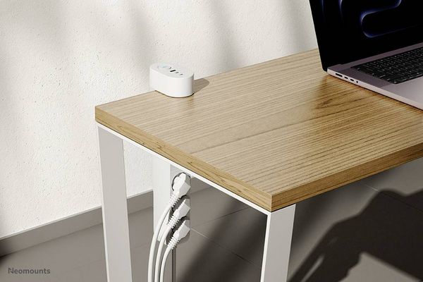 Produktbild: Neomounts DS22-840WH6 Tischsteckdose Wei&szlig; Schutzkontakt 1St.