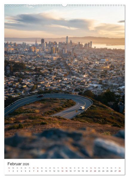 Produktbild: San Francisco - Cable Cars, Golden Gate Bridge und Lombard Street (Wandkalender 2026 DIN A2 hoch), CALVENDO Monatskalender
