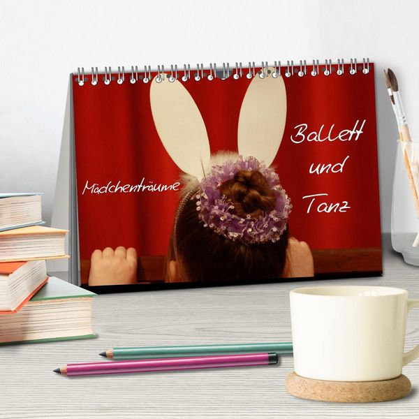 Produktbild: M&auml;dchentr&auml;ume - Ballett und Tanz (Tischkalender 2026 DIN A5 quer), CALVENDO Monatskalender