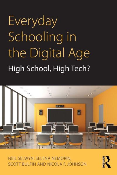 Produktbild: Everyday Schooling in the Digital Age