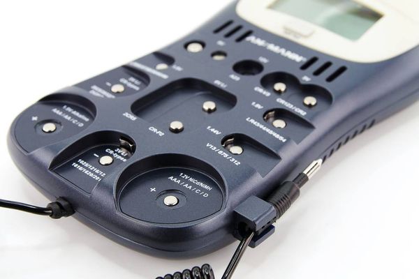 Produktbild: Ansmann Batterietester Energy-Check LCD Messbereich (Batterietester) 1,2 V, 1,5 V, 3 V, 9 V, 12 V Akku, Batterie 4000392