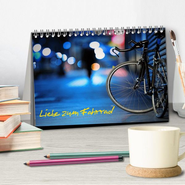 Produktbild: Liebe zum Fahrrad (Tischkalender 2026 DIN A5 quer), CALVENDO Monatskalender