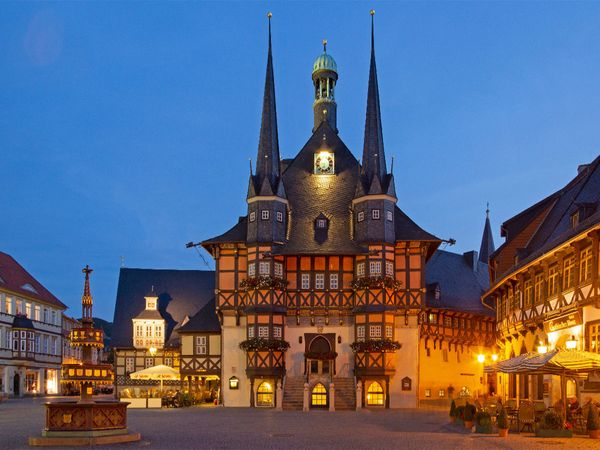Produktbild: CALVENDO Puzzle Rathaus, Wernigerode | 1000 Teile Lege-Gr&ouml;&szlig;e 64x48cm Foto-Puzzle f&uuml;r gl&uuml;ckliche Stunden