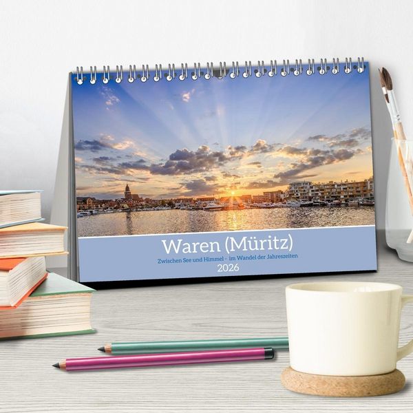 Produktbild: Zwischen See und Himmel - Waren (M&uuml;ritz) im Wandel der Jahreszeiten (Tischkalender 2026 DIN A5 quer), CALVENDO Monatskalender