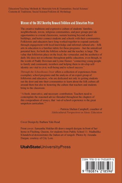Produktbild: Through the Schoolhouse Door
