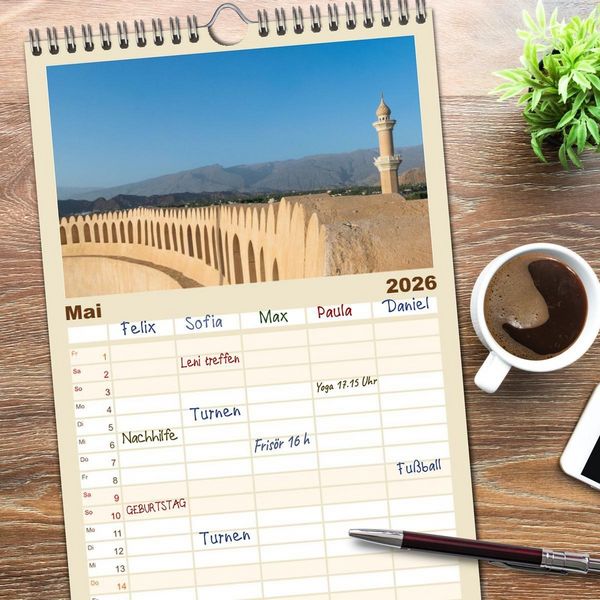 Produktbild: Familienplaner 2026 - Faszinierender Oman mit 5 Spalten (Wandkalender, 21 x 45 cm) CALVENDO