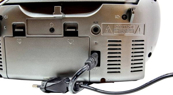 Produktbild: Soundmaster SCD1800TI CD-Radio DAB+, UKW AUX, Bluetooth&reg;, CD, USB Grau