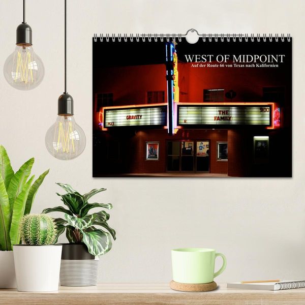 Produktbild: West of Midpoint (Wandkalender 2025 DIN A4 quer), CALVENDO Monatskalender