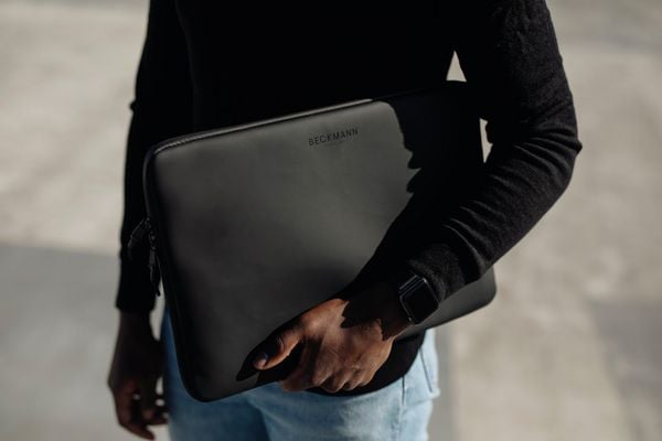 Produktbild: Laptop-H&uuml;lle medium Street