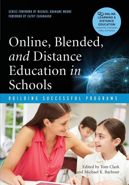 Produktbild: Online, Blended, and Distance Education in Schools