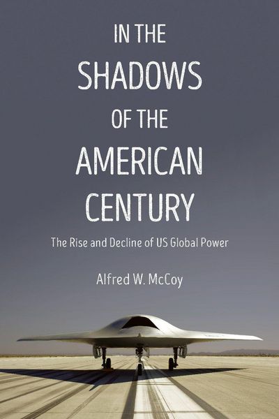 Produktbild: In the Shadows of the American Century