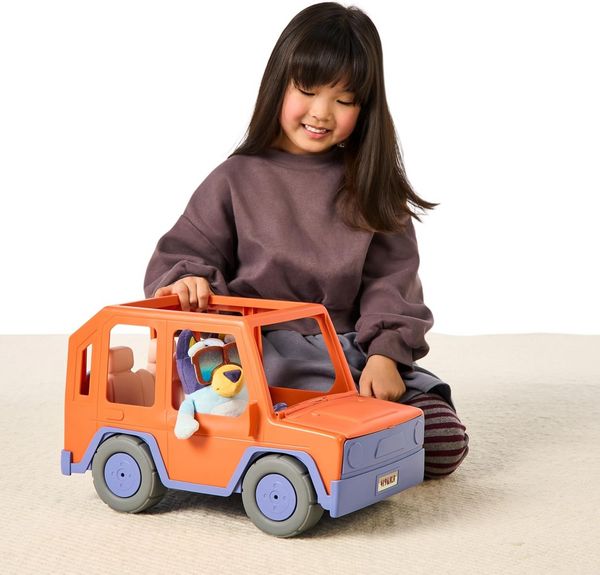 Produktbild: BLUEY Buddies S13 - Gro&szlig;es Familienauto & BLUEY-Pl&uuml;schfigur 20 cm