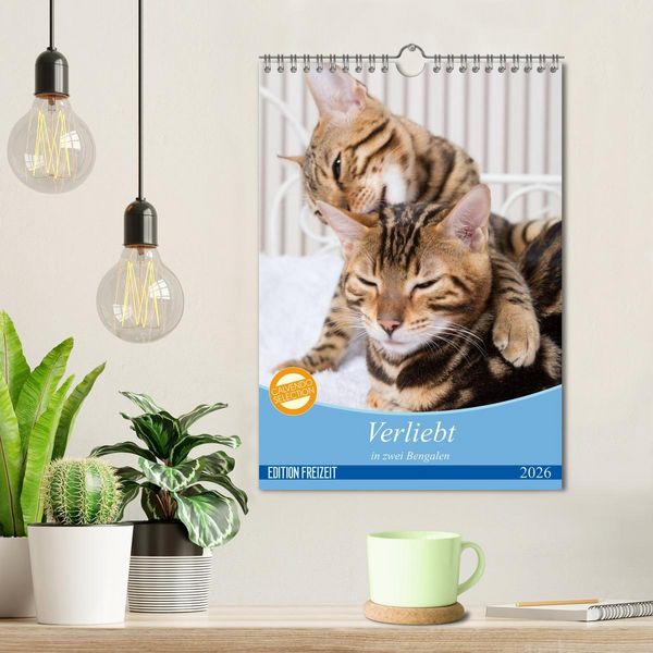 Produktbild: Verliebt in zwei Bengalen (Wandkalender 2026 DIN A4 hoch), CALVENDO Monatskalender