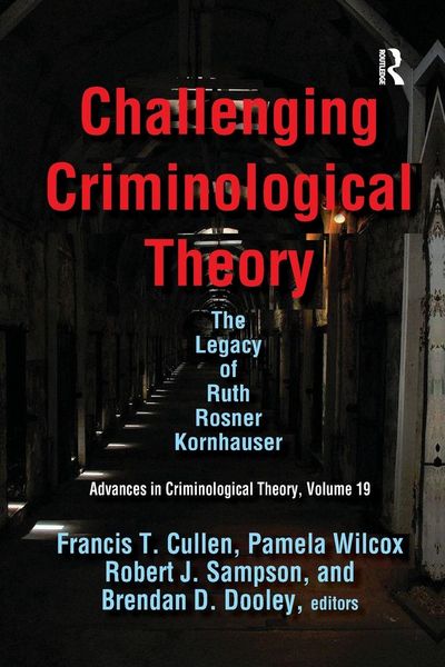 Produktbild: Challenging Criminological Theory