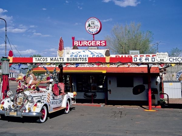 Produktbild: CALVENDO Puzzle Delgadillo's Snow Cap Burgers, Seligman, Arizona | 1000 Teile Lege-Gr&ouml;&szlig;e 64x48cm Foto-Puzzle f&uuml;r gl&uuml;ckliche Stunden