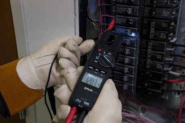 Produktbild: FLIR VT8-1000 Stromzange digital CAT IV 600 V, CAT III 1000V Anzeige (Counts): 6000