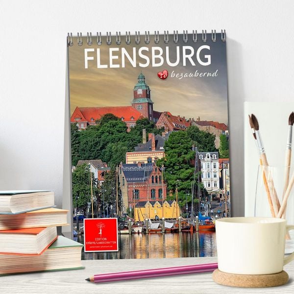 Produktbild: Flensburg - so bezaubernd (Tischkalender 2026 DIN A5 hoch), CALVENDO Monatskalender