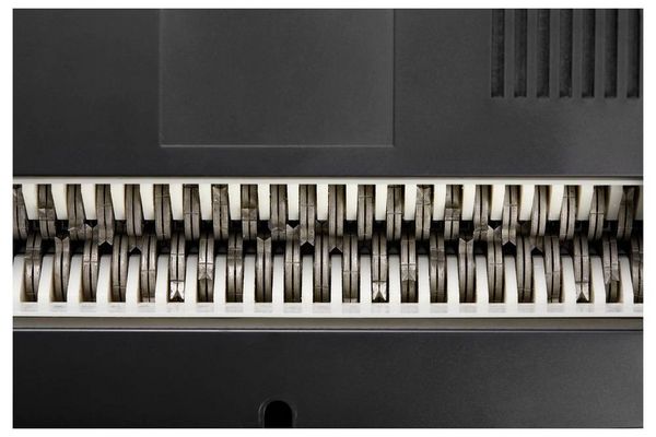 Produktbild: Renkforce RF-PPS-11L Aktenvernichter 6 Blatt Partikelschnitt 4 x 32mm P-4 12l
