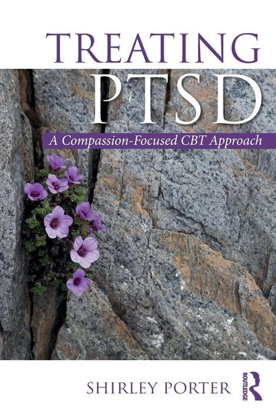 Produktbild: Treating PTSD