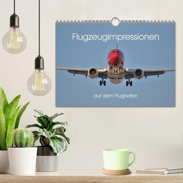 Produktbild: Flugzeugimpressionen auf dem Flughafen (Wandkalender 2027 DIN A4 quer), CALVENDO Monatskalender