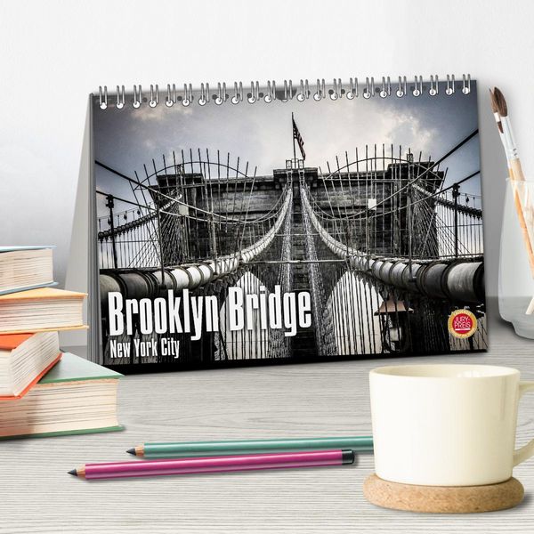 Produktbild: Brooklyn Bridge - New York City (Tischkalender 2026 DIN A5 quer), CALVENDO Monatskalender