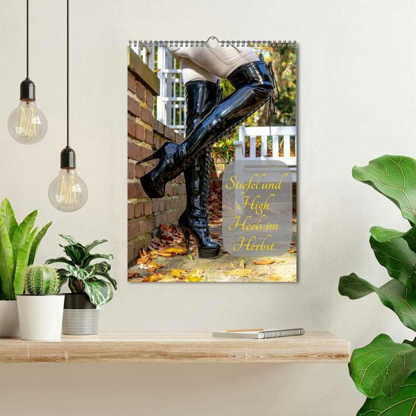 Produktbild: Stiefel und High Heels im Herbst (Wandkalender 2026 DIN A3 hoch), CALVENDO Monatskalender