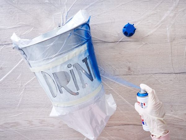 Produktbild: 5200 Permanent Spray, enzianblau matt, 200ml Premium Acryllack