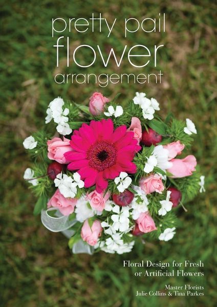 Produktbild: Pretty Pail Flower Arrangement
