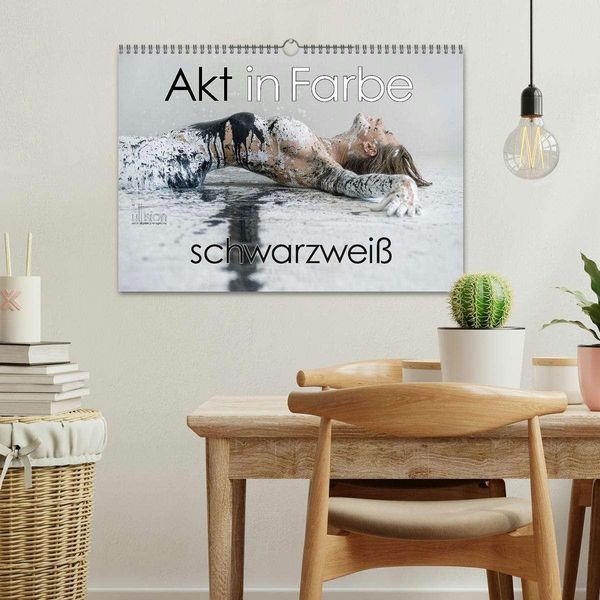 Produktbild: Akt in Farbe &ndash; schwarzwei&szlig; (Wandkalender 2026 DIN A3 quer), CALVENDO Monatskalender