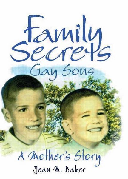 Produktbild: DeCecco, J: Family Secrets