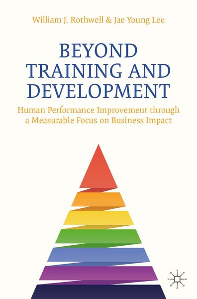 Produktbild: Beyond Training and Development