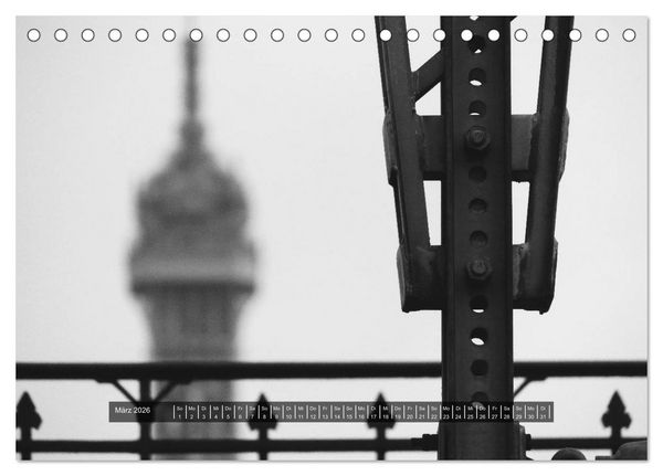 Produktbild: Paris - in schwarz und weiss (Tischkalender 2026 DIN A5 quer), CALVENDO Monatskalender