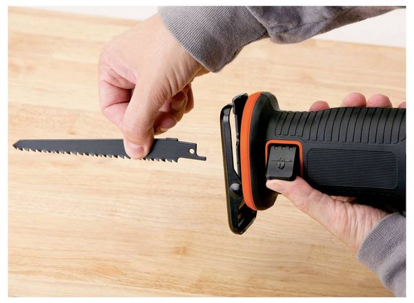 Produktbild: Black & Decker Akku-S&auml;bels&auml;ge BDCR18-QW inkl. Akku, inkl. Ladeger&auml;t 18V 1.5Ah