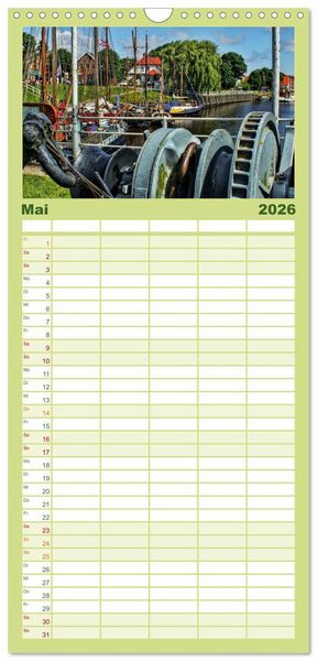 Produktbild: Familienplaner 2026 - Ostfriesland - Museumshafen Carolinensiel mit 5 Spalten (Wandkalender, 21 x 45 cm) CALVENDO