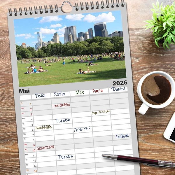 Produktbild: Familienplaner 2026 - New York City mit 5 Spalten (Wandkalender, 21 x 45 cm) CALVENDO