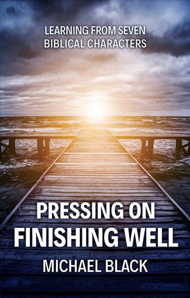 Produktbild: Pressing On, Finishing Well