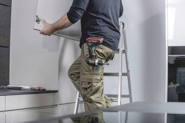 Produktbild: Metabo BS 18 L BL Set 613155710 Akku-Bohrschrauber 18 V 2 Ah Li-Ion inkl. 2. Akku, b&uuml;rstenlos, inkl. Koffer, inkl. Ladeger&auml;t, mit Zubeh&ouml;r