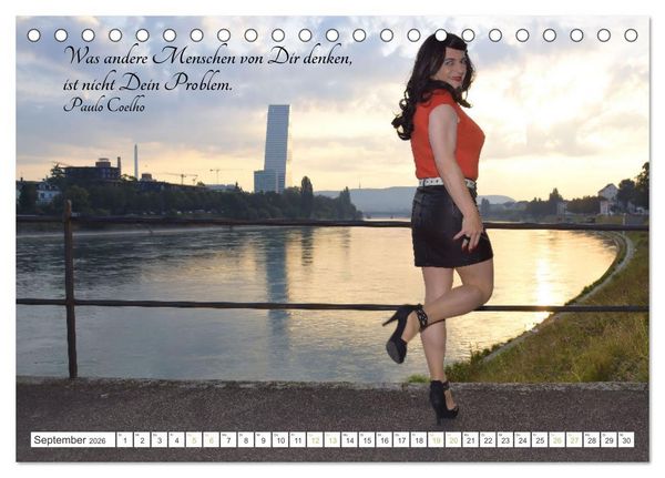Produktbild: Miranda Cruz - Die Frau von nebenan (Tischkalender 2026 DIN A5 quer), CALVENDO Monatskalender