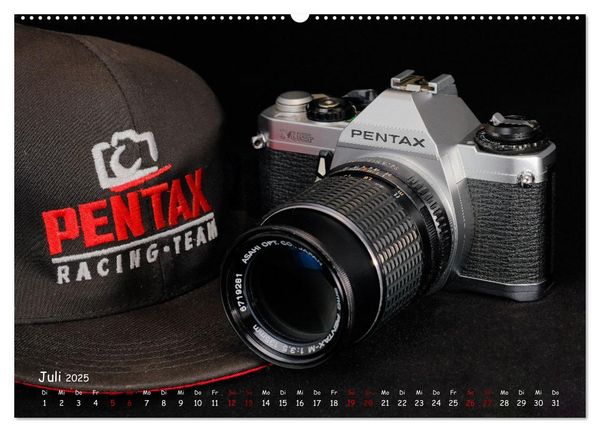 Produktbild: Legend&auml;re Kameras der Marke Pentax (hochwertiger Premium Wandkalender 2025 DIN A2 quer), Kunstdruck in Hochglanz