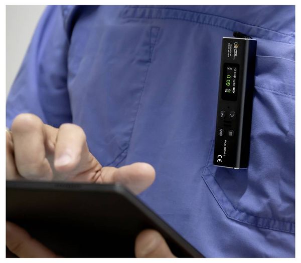 Produktbild: PCE Instruments Strahlen Dosimeter PCE-RDM 5 |&szlig;-, y- und R&ouml;ntgenstrahlung |9.999 &micro;Sv/h |Alarm |Echtzeit |USB-C |IP20