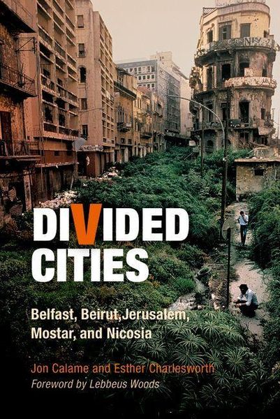Produktbild: Divided Cities