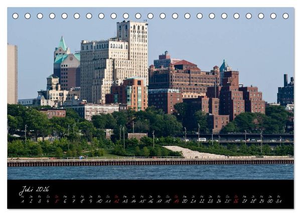 Produktbild: Ansichten einer Stadt: New York (Tischkalender 2026 DIN A5 quer), CALVENDO Monatskalender