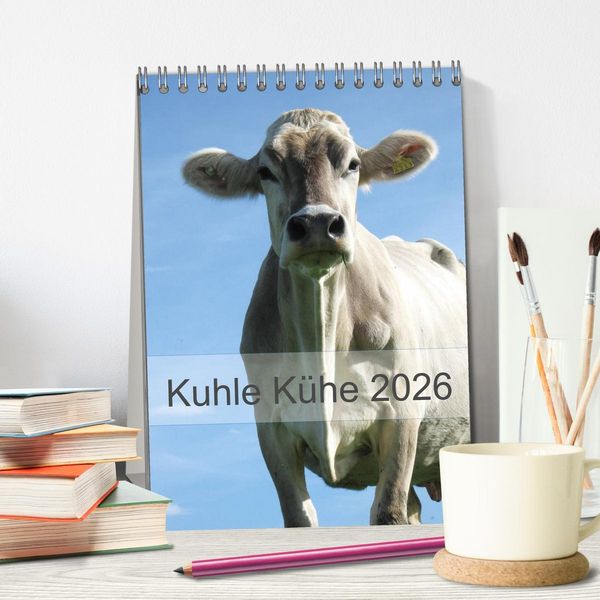 Produktbild: Kuhle K&uuml;he 2026 (Tischkalender 2026 DIN A5 hoch), CALVENDO Monatskalender