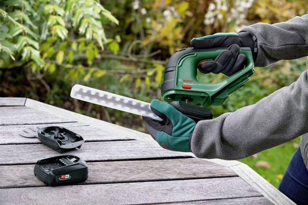 Produktbild: Bosch Home and Garden 0600857001 AdvancedShear 18-10 Solo Akku Grasschere, Strauchschere ohne Akku, ohne Ladeger&auml;t 18 V Li-Ion