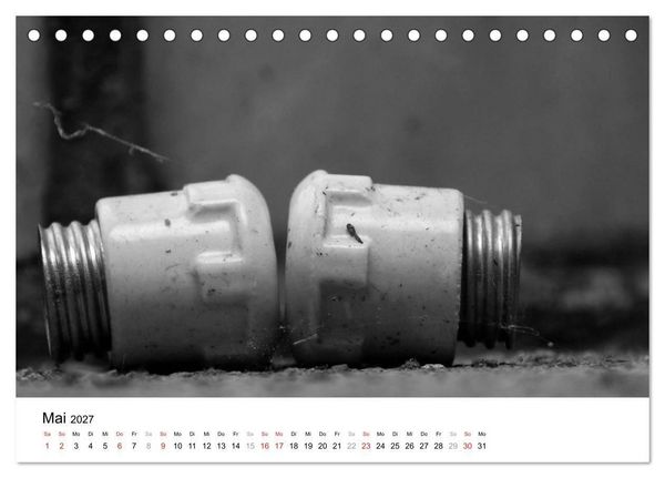 Produktbild: Helden der Arbeit - Alte Arbeitsmittel des Ruhrgebiets (Tischkalender 2027 DIN A5 quer), CALVENDO Monatskalender