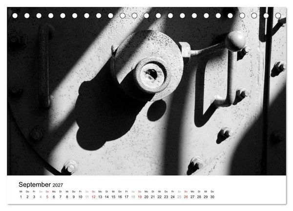 Produktbild: Helden der Arbeit - Alte Arbeitsmittel des Ruhrgebiets (Tischkalender 2027 DIN A5 quer), CALVENDO Monatskalender