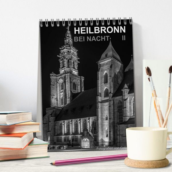 Produktbild: Heilbronn bei Nacht 2 (Tischkalender 2026 DIN A5 hoch), CALVENDO Monatskalender