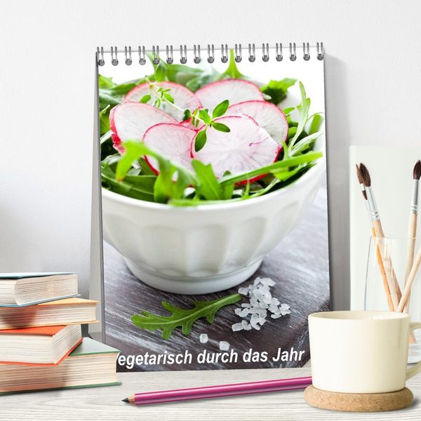 Produktbild: Vegetarisch durch das Jahr / Planer (Tischkalender 2026 DIN A5 hoch), CALVENDO Monatskalender