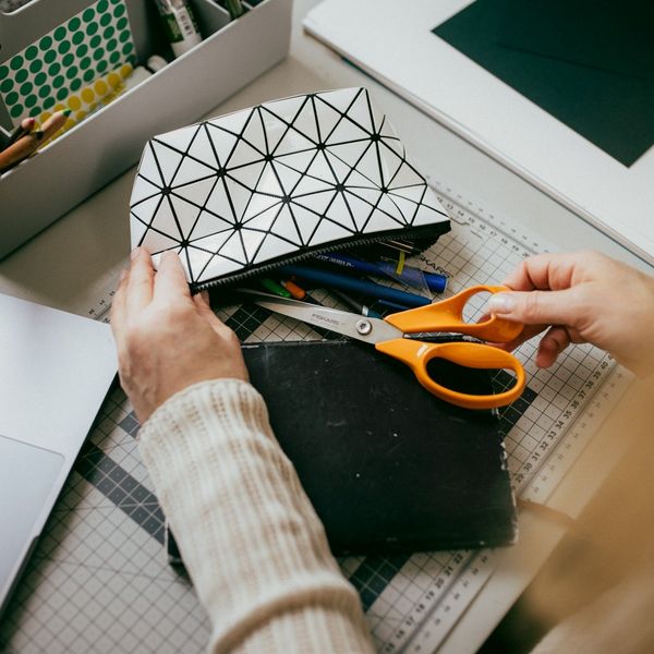 Produktbild: Fiskars Universalschere Classic Universal-Bastel- und Stoffschere, 21cm, Rechtsh&auml;nder